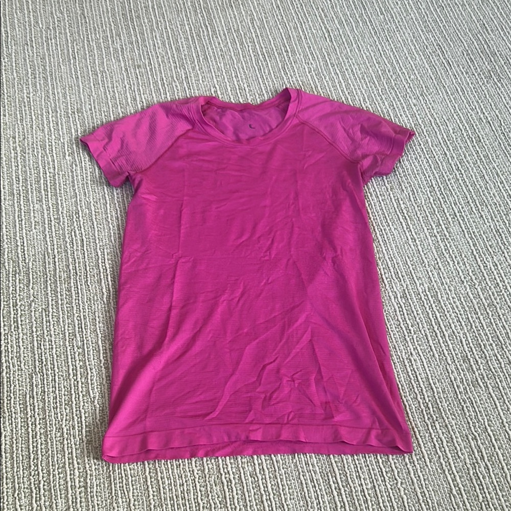 Lululemon Athletica Pink Short Sleeve Tee